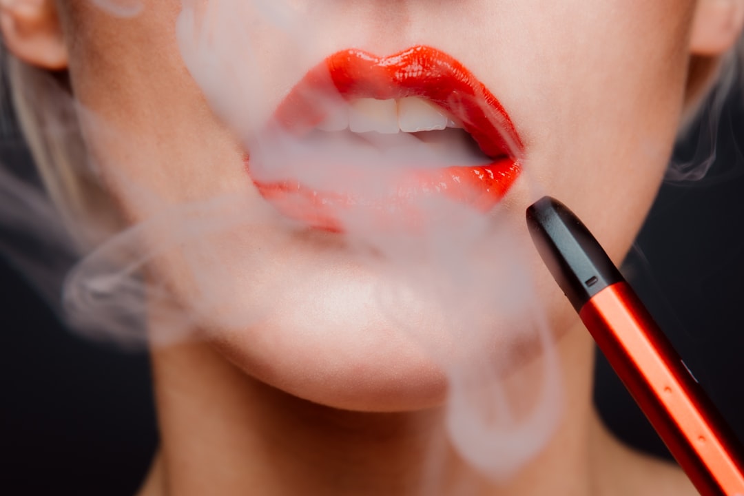 Vaping Etiquette: Dos and Don'ts